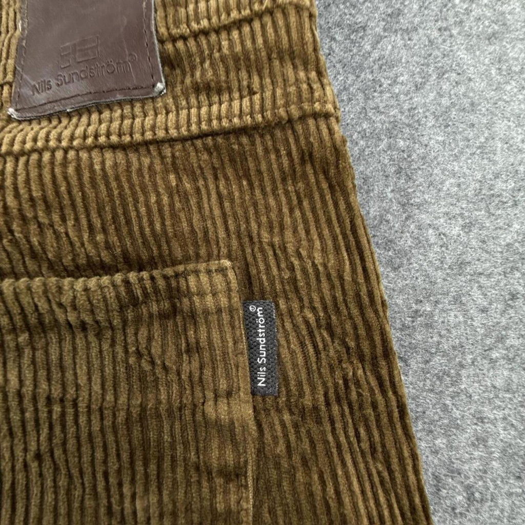 Brown corduroy Nils Sundström trousers #corduroytrousers