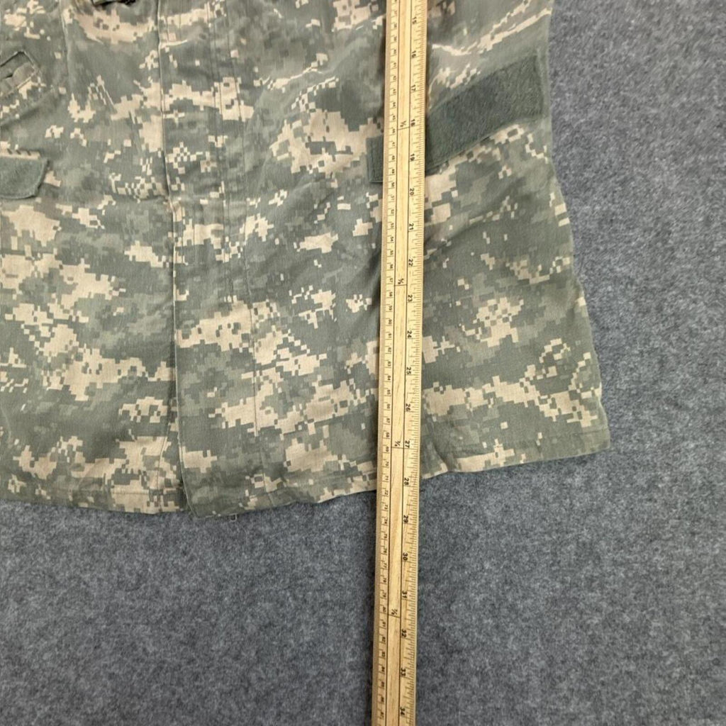 Camo military jacket #militaryinspired