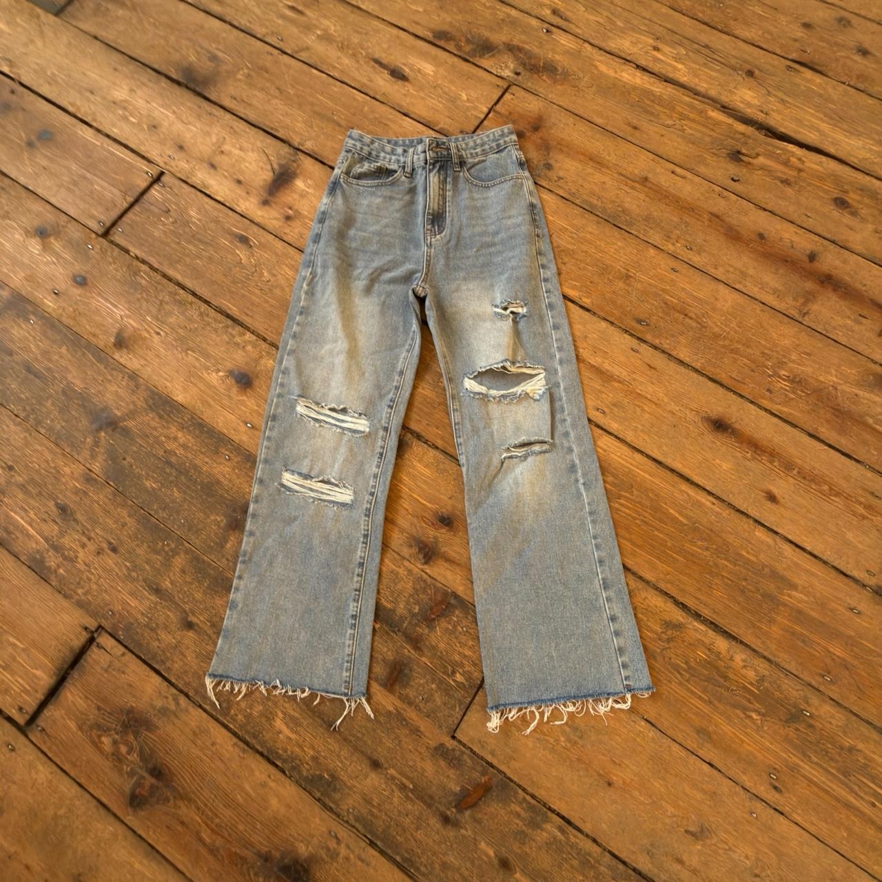 Cider Women’s Distressed Blue Jeans with Frayed Hem W25