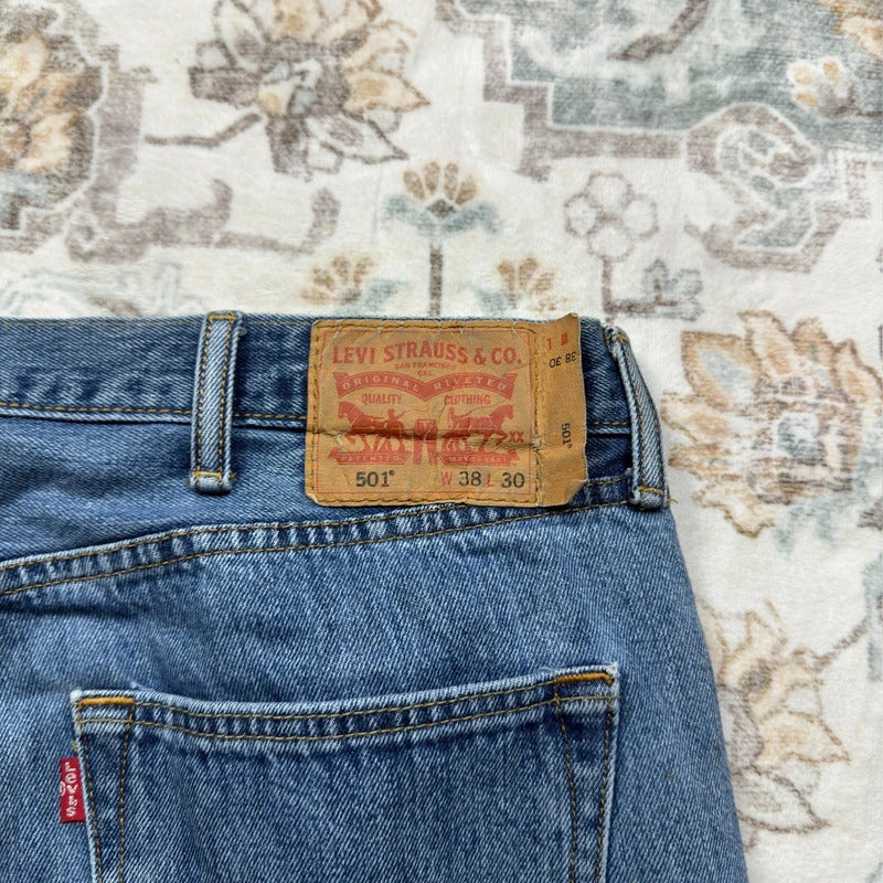 Levi’s 501 Medium Wash Jeans W38 L30