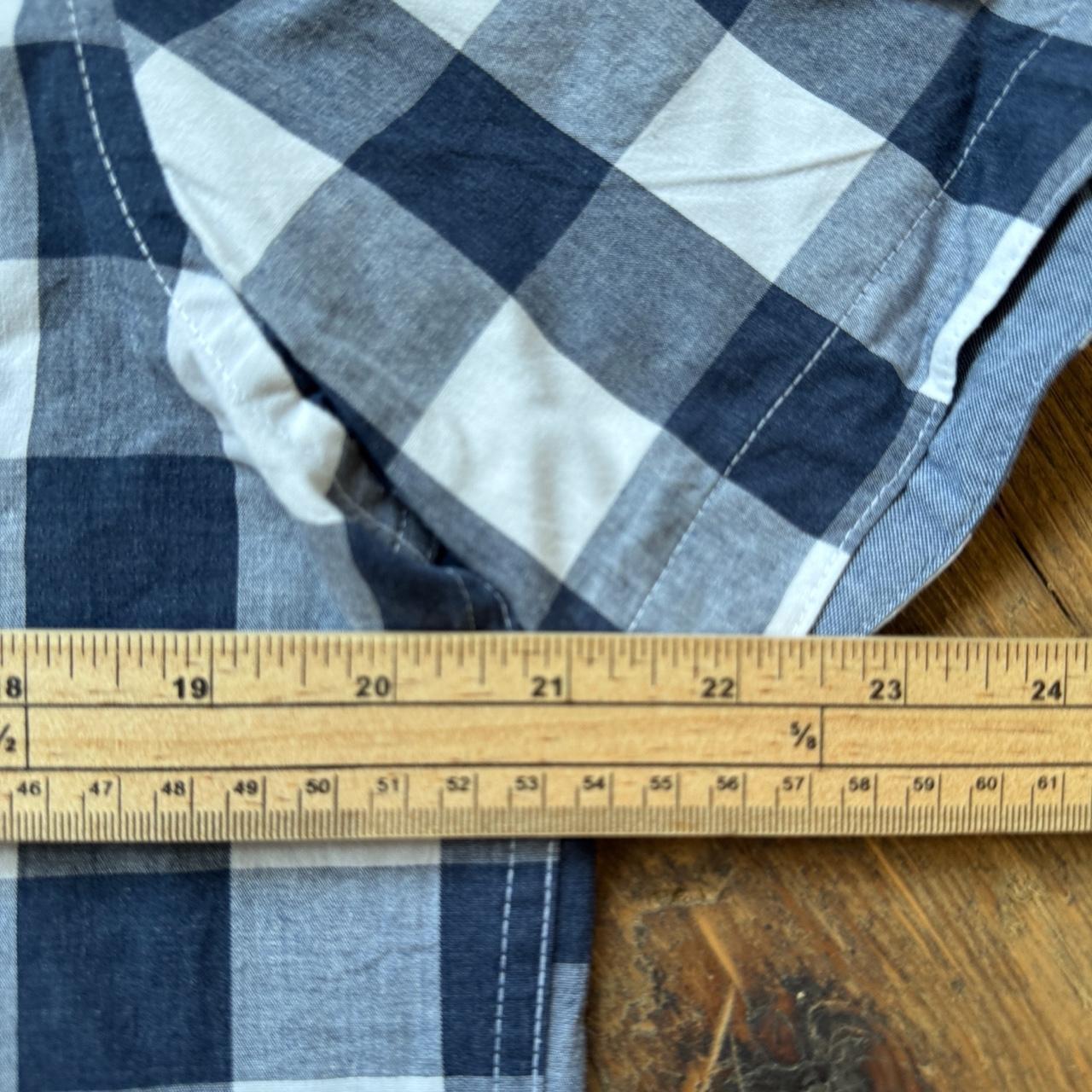 Lee Regular Fit Navy and White Gingham Short-sleeved Button-up Shirt Size M