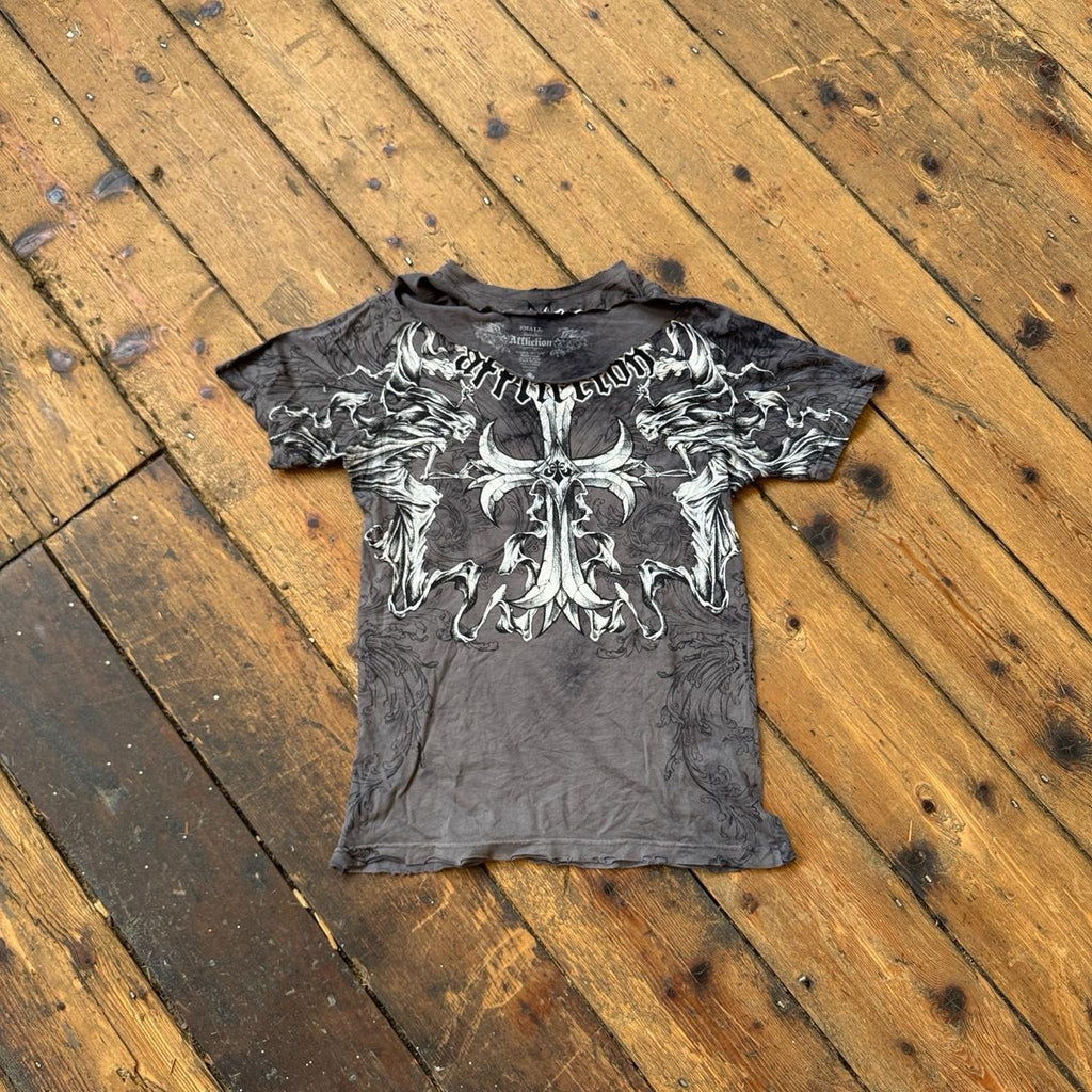 Affliction Cut-out Distressed Cross Graphic Tee in Gray Size S