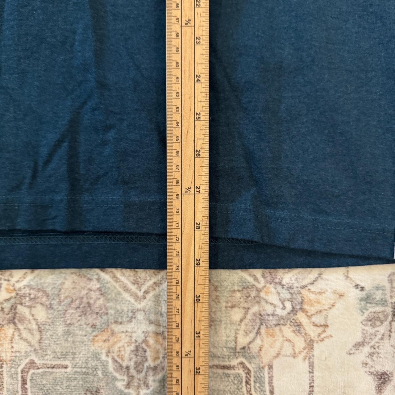 Carhartt Relaxed Fit Navy Blue T-Shirt with Orange Logo Size M