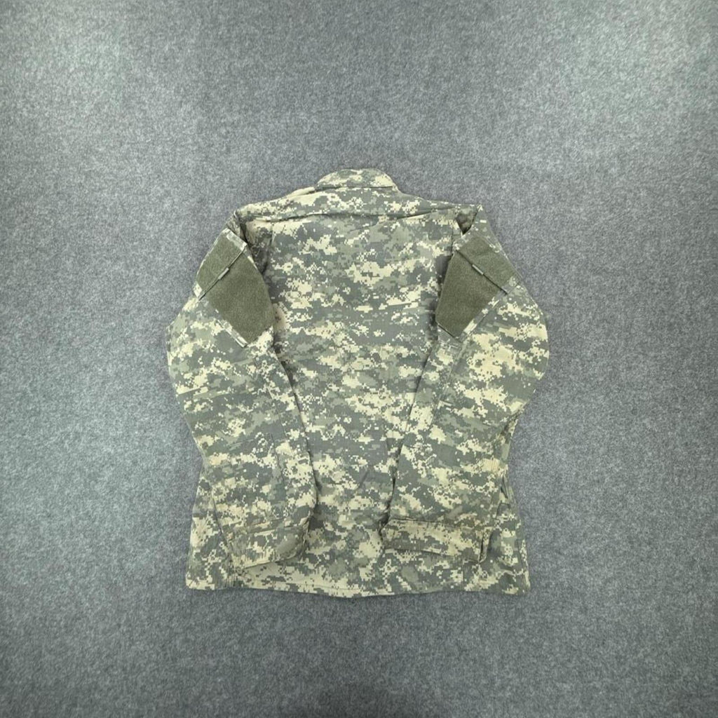 Khaki and green camo military shirt #camouflage