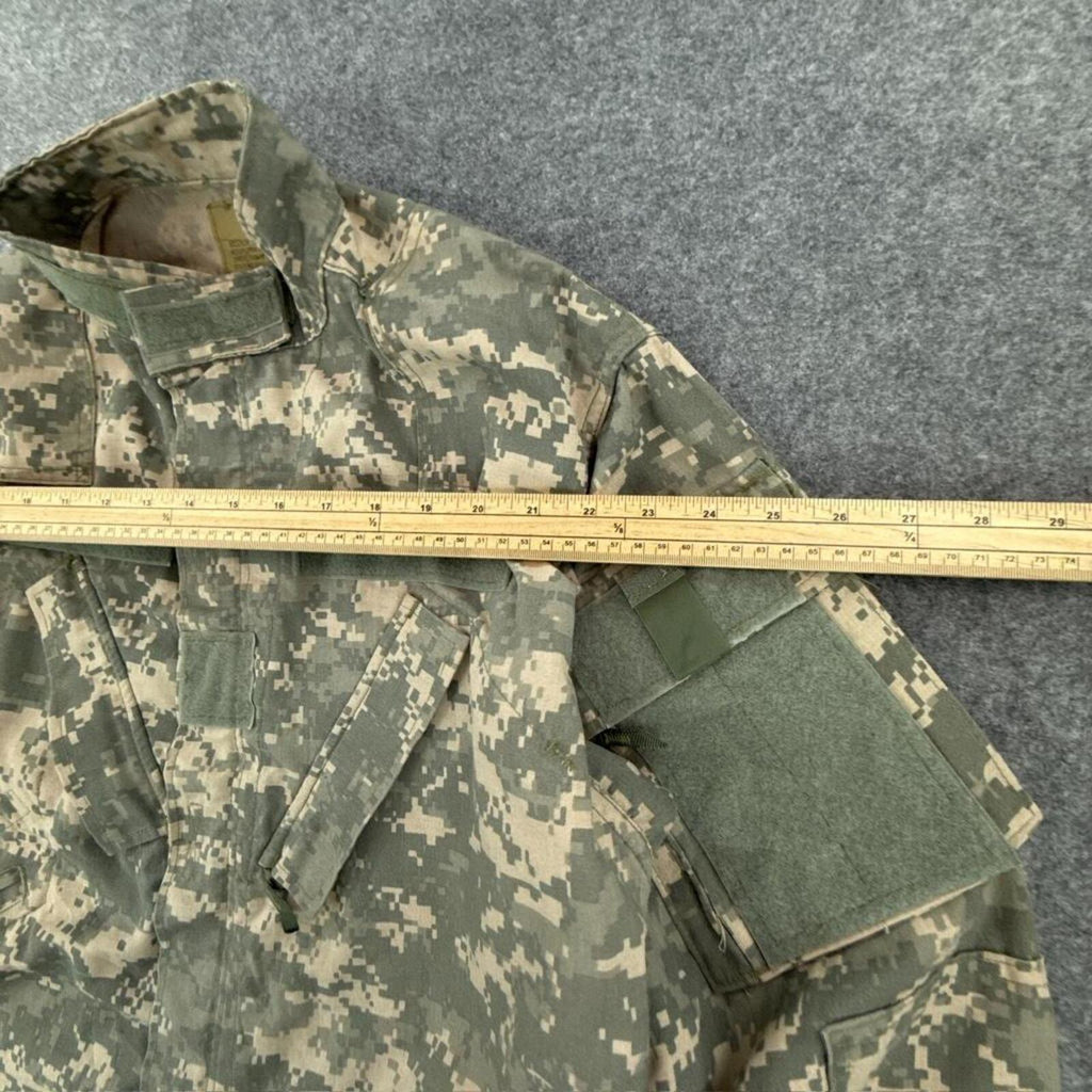 Khaki and green camo jacket #camouflage