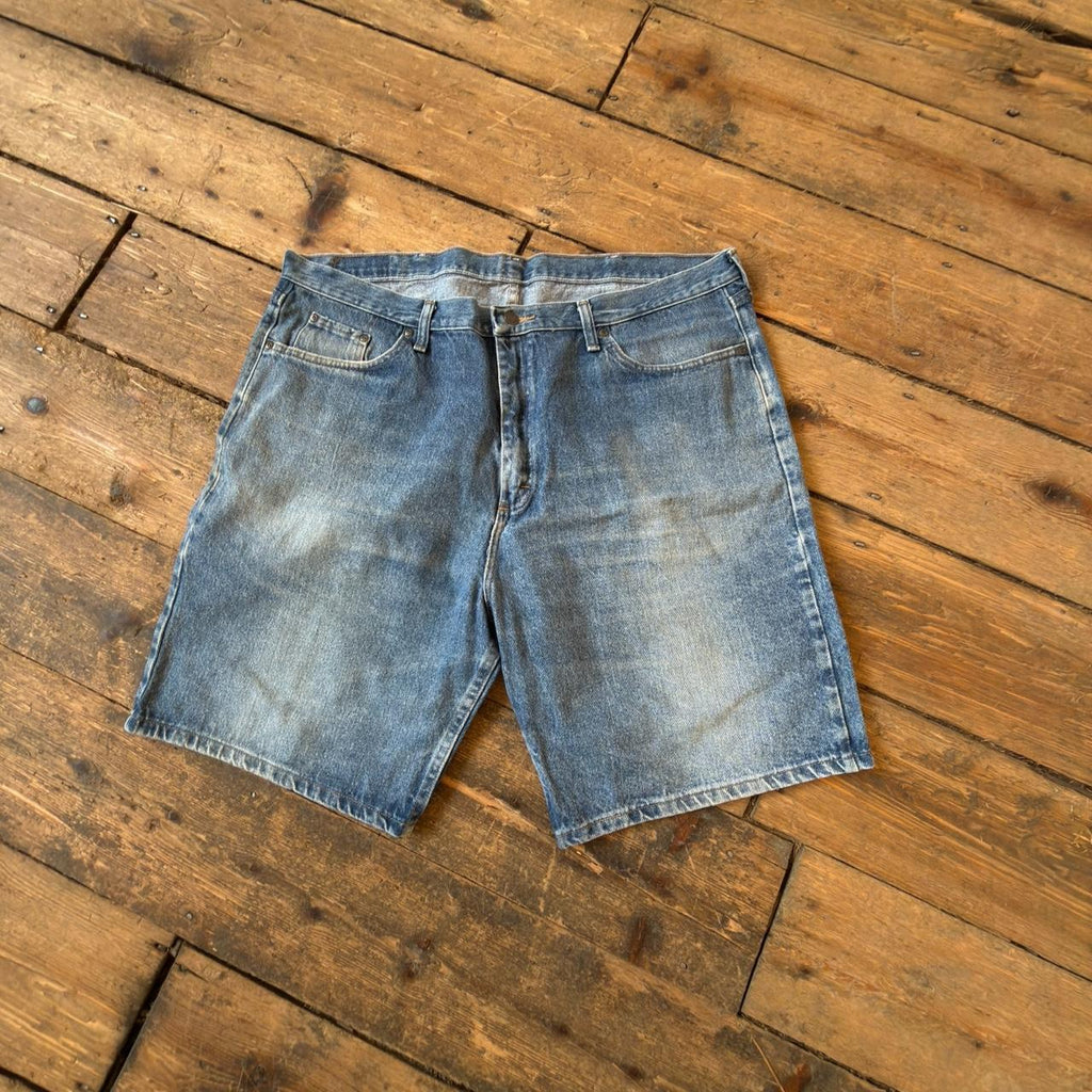 Wrangler Medium Wash Denim Shorts W40