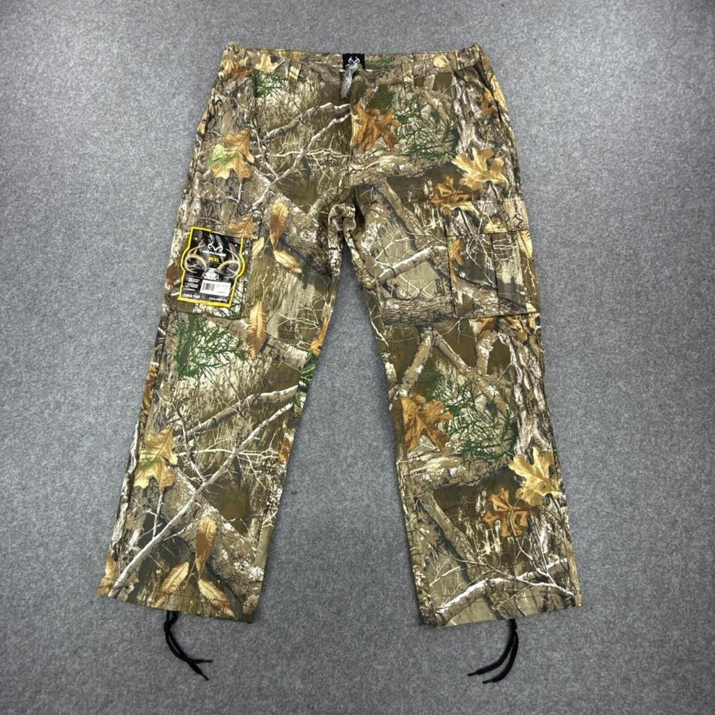 Real Tree camo cargo pants with adjustable waist, new with tag #camouflage