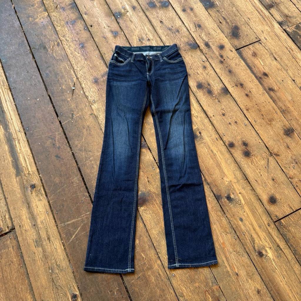 Shiloh Dark Wash Y2K Bootcut Jeans with Embroidered Back Pockets W27