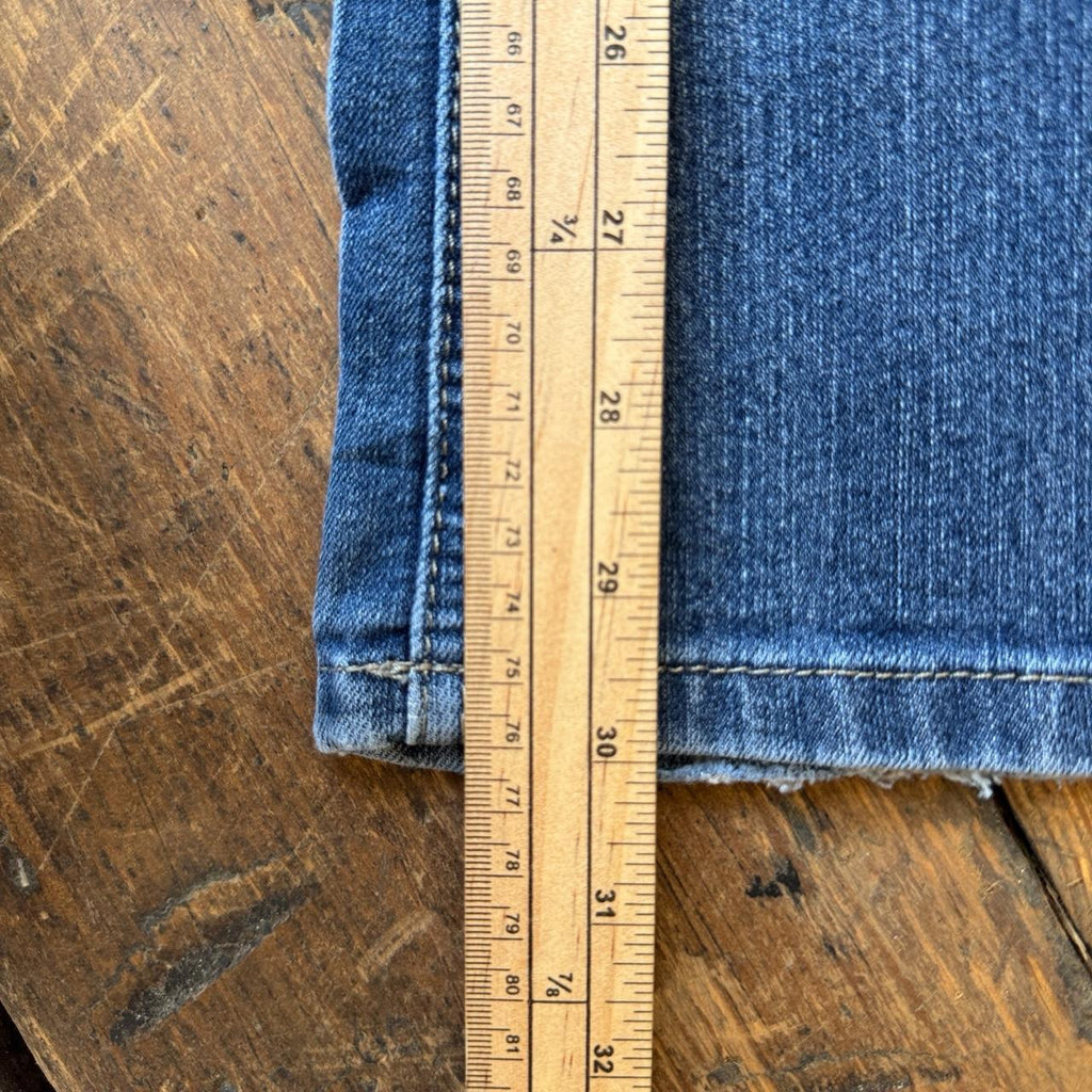 l.e.i. Sophia Hipster Flare Women’s Y2K Jeans Size 13