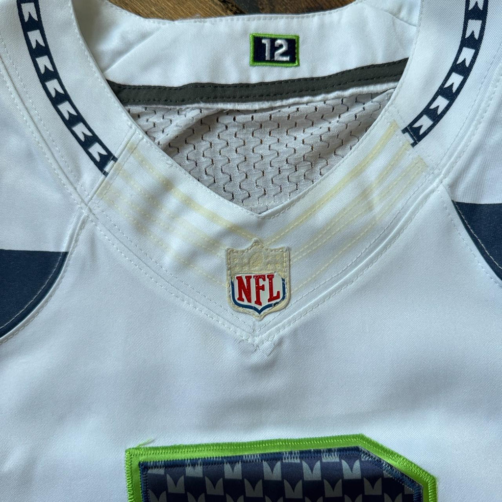 Nike NFL Seattle Seahawks Russell Wilson Jersey in White Size 52