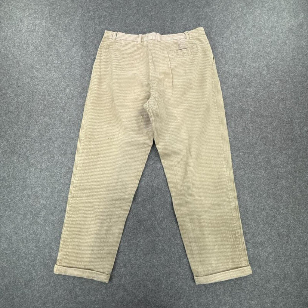 Cream corduroy trousers #corduroytrousers
