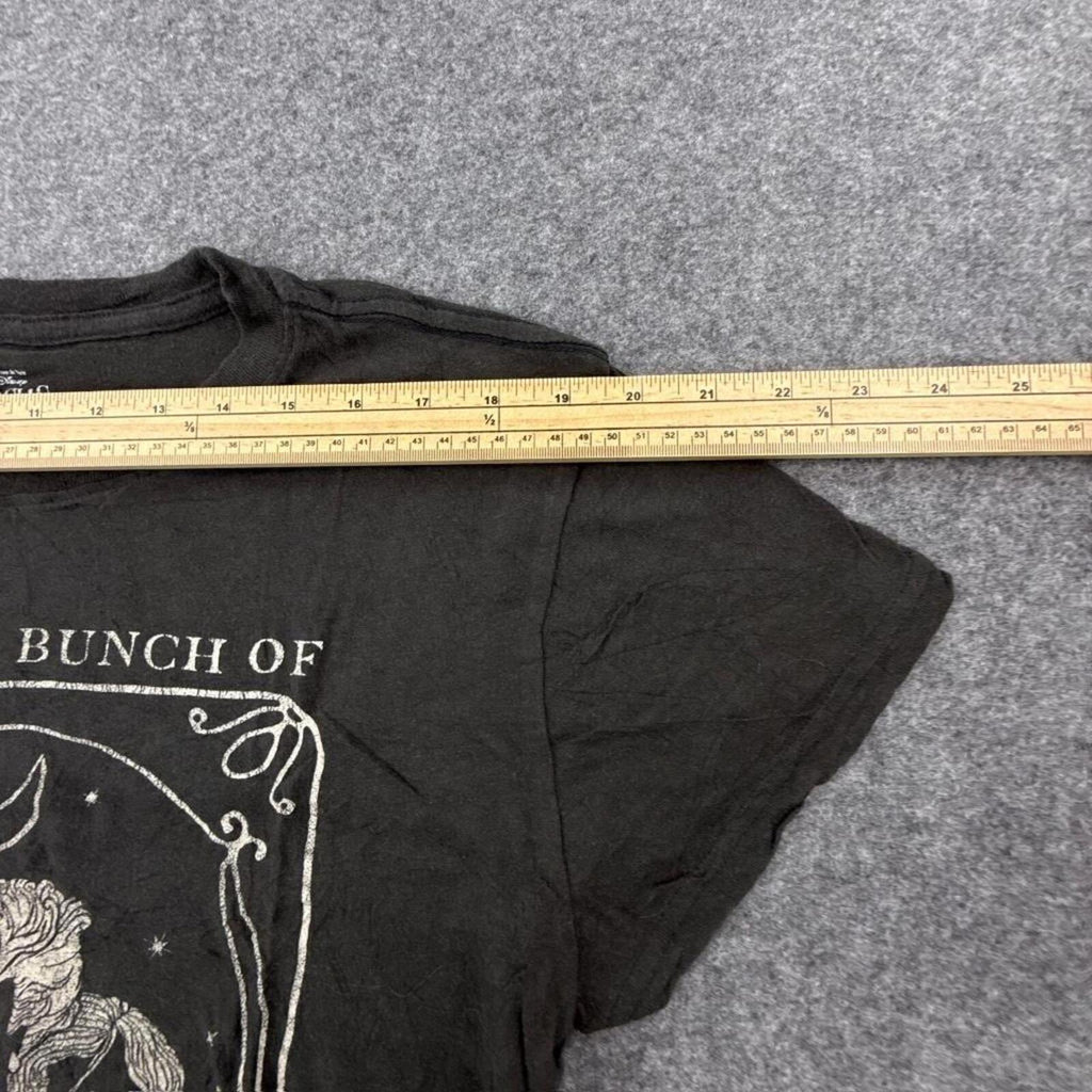 Disney Hocus Pocus black and white T-shirt