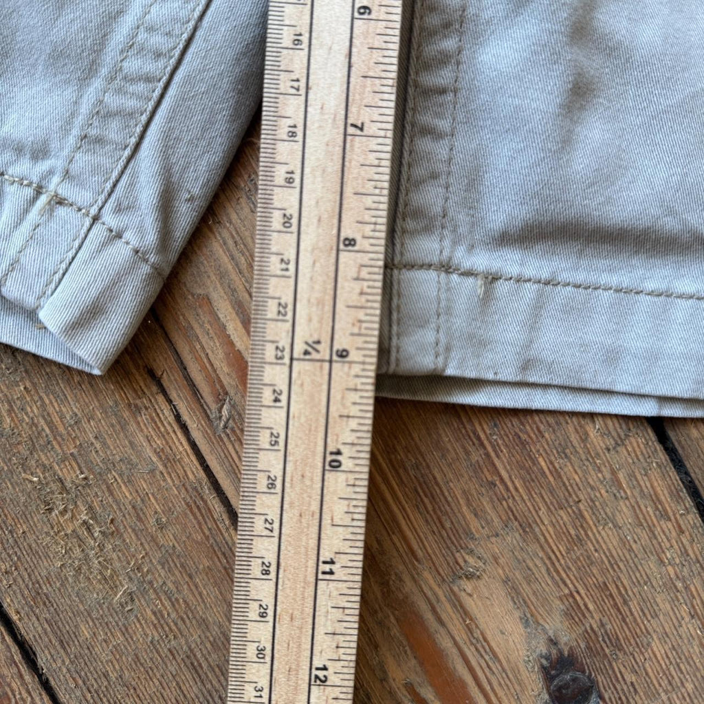 St. John’s Bay Cargo Shorts in Light Gray W40