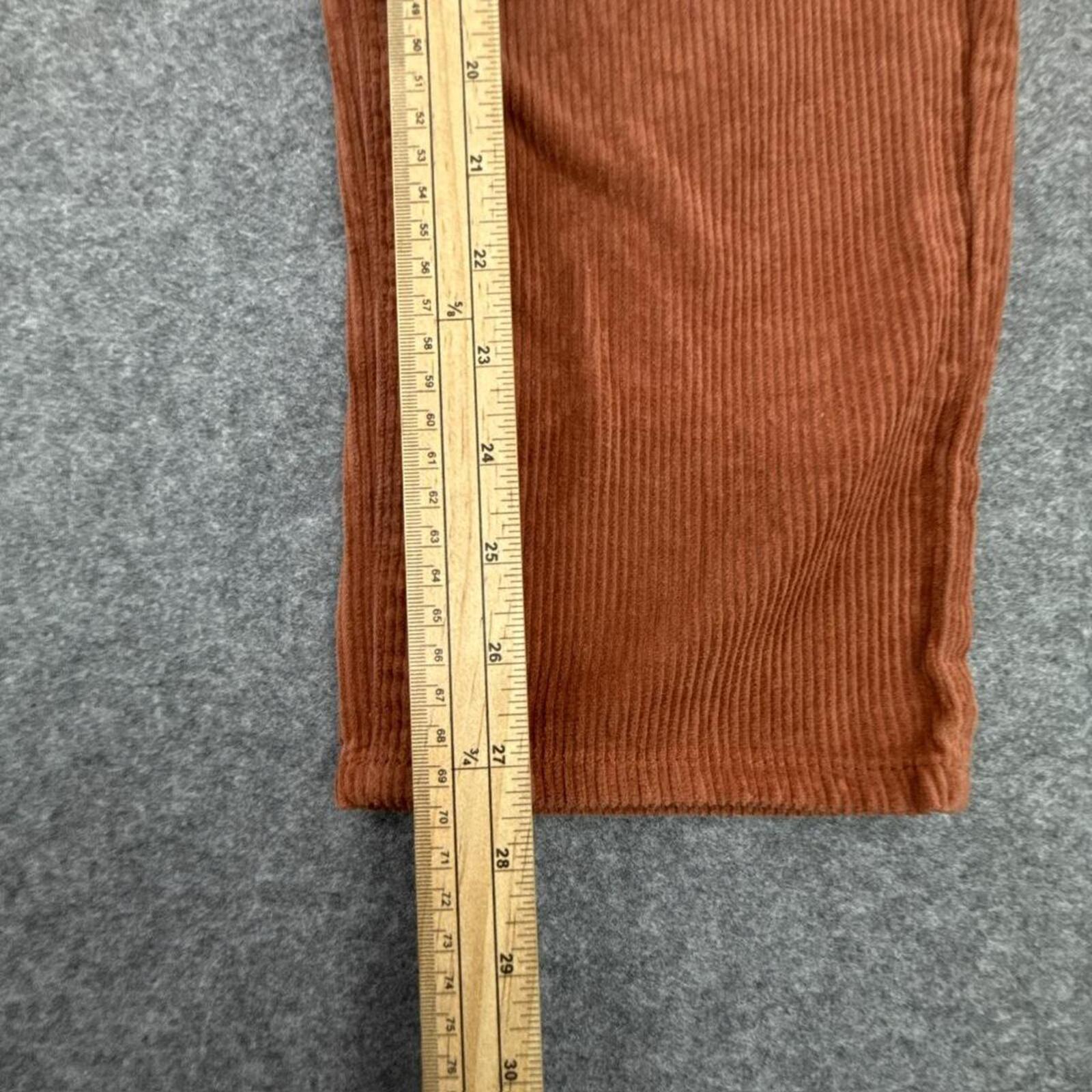 Brown corduroy straight leg trousers #corduroytrousers