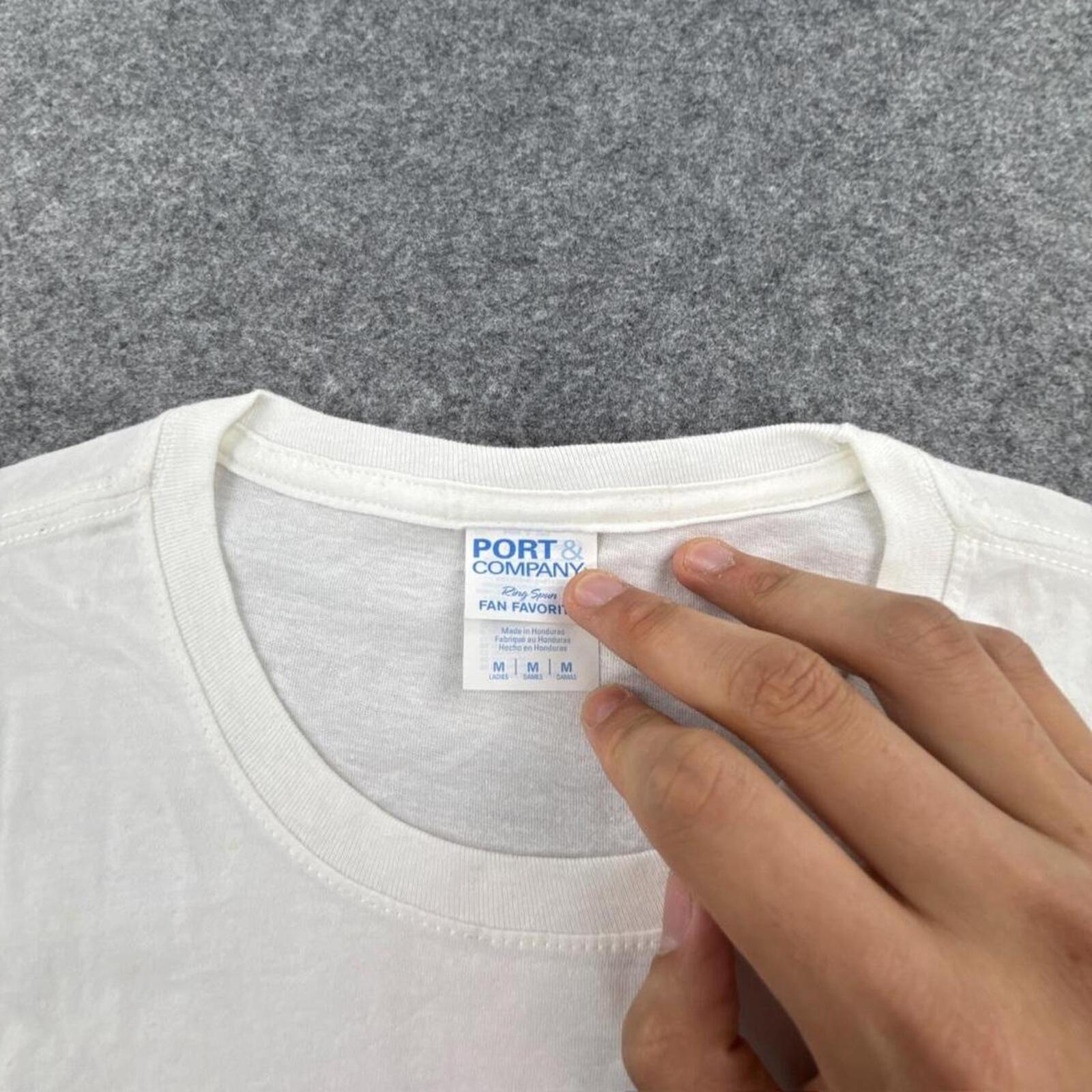 White graphic tee #y2k #grunge