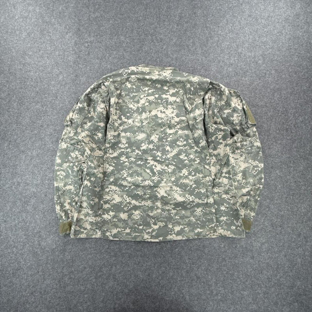 Khaki green camouflage jacket