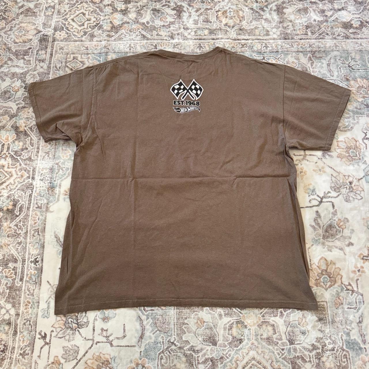 Hot Wheels T-Shirt in Brown Size XL