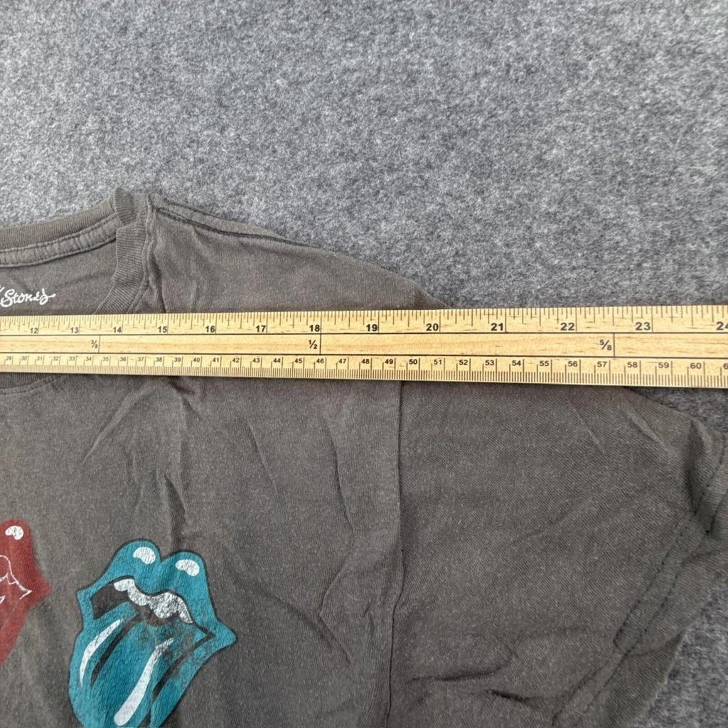 Grey Rolling Stones T-shirt