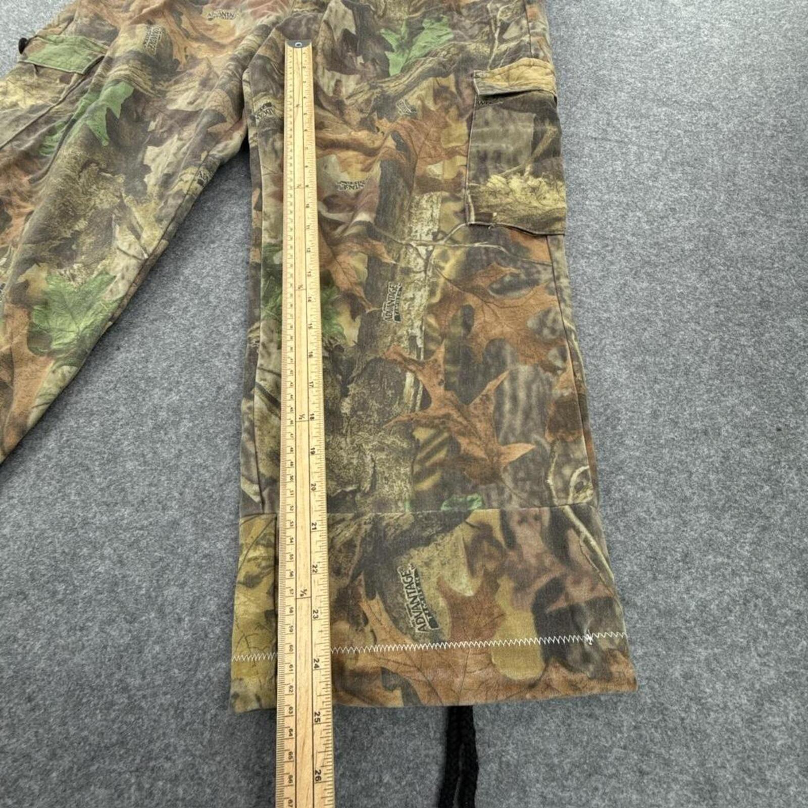 Realtree style camo cargo pants with adjustable drawstrings #camouflage #outdoor