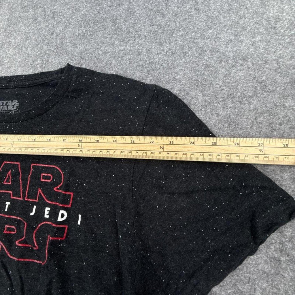 Black and red Star Wars Last Jedi T-shirt #StarWars #TheLastJedi