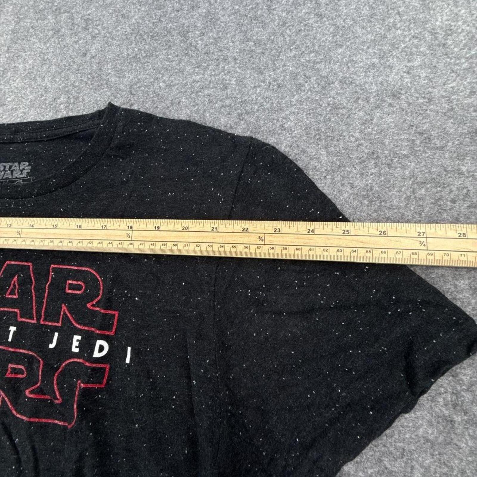 Black and red Star Wars Last Jedi T-shirt #StarWars #TheLastJedi