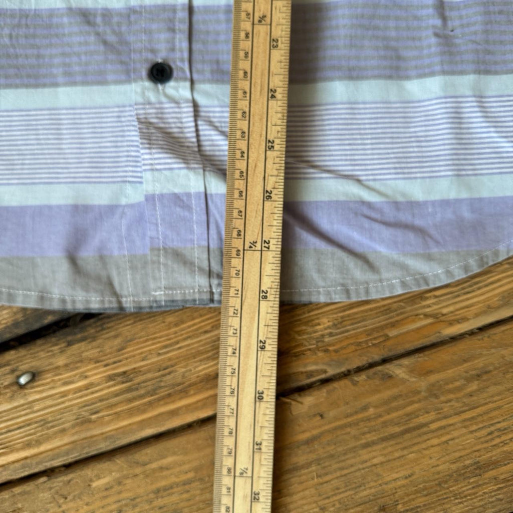 Levi's Striped Button-up Shirt Size M