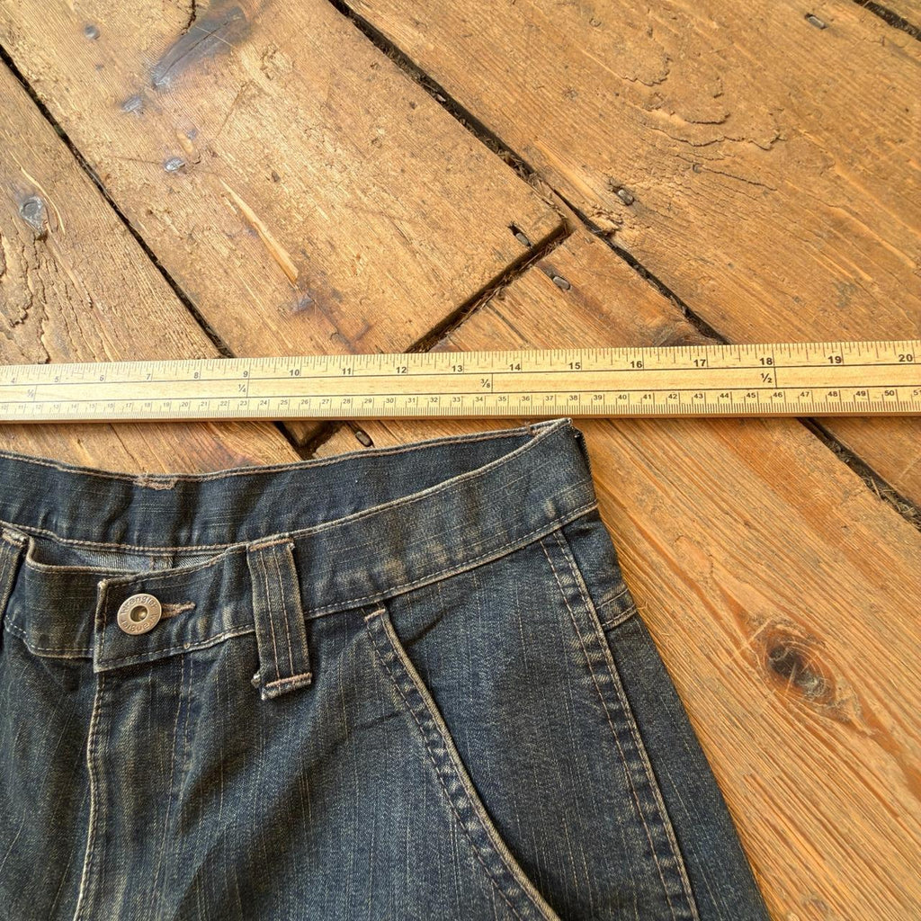 Wrangler Dark Wash Denim Cargo Shorts W30