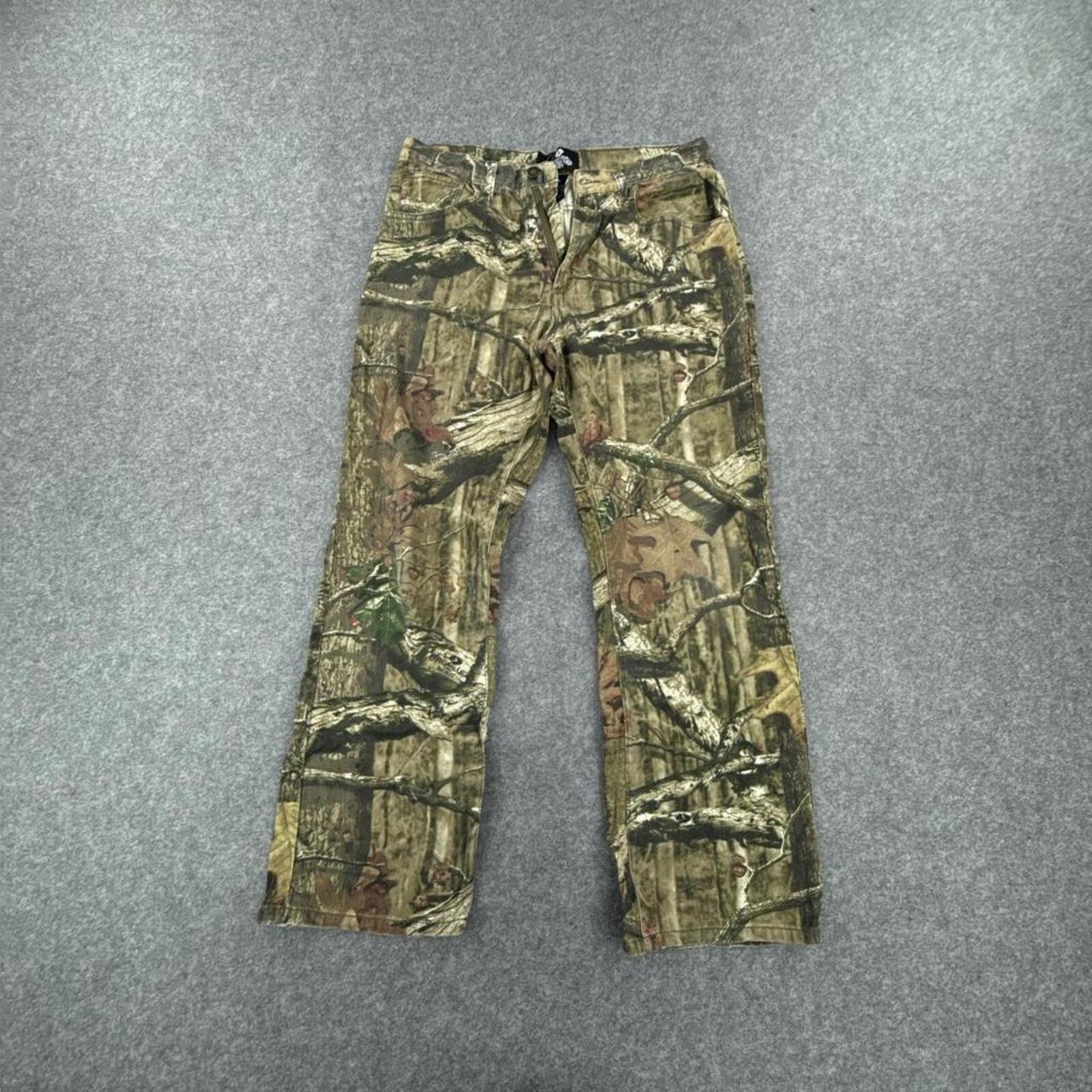 Mossy Oak camo pants with cargo pockets #camo