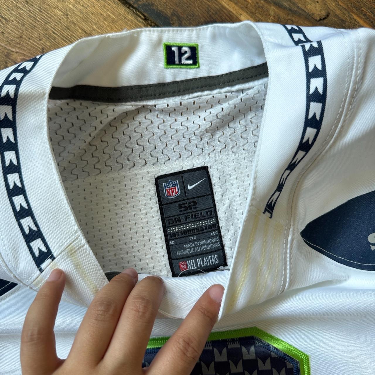 Nike NFL Seattle Seahawks Russell Wilson Jersey in White Size 52
