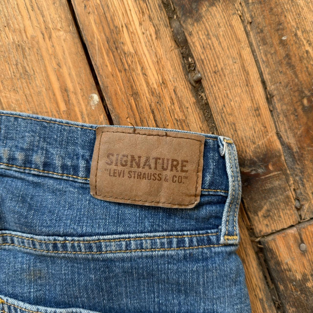 Levi Strauss & Co Signature S67 Athletic Medium Wash Jeans W30