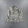 US Army camouflage shirt with 2 chest pockets and 2 sleeve pockets