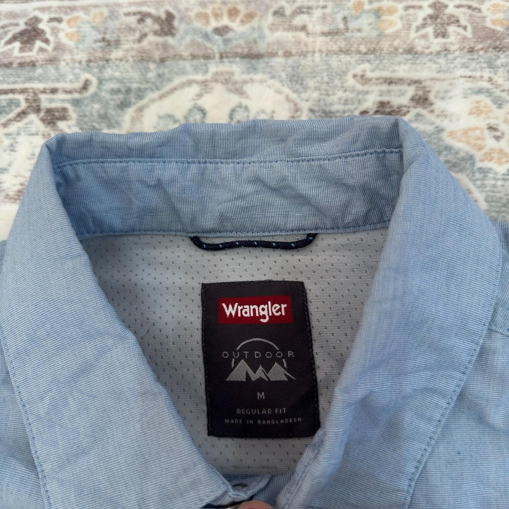 Wrangler Regular Fit Blue Button-up Shirt Size M