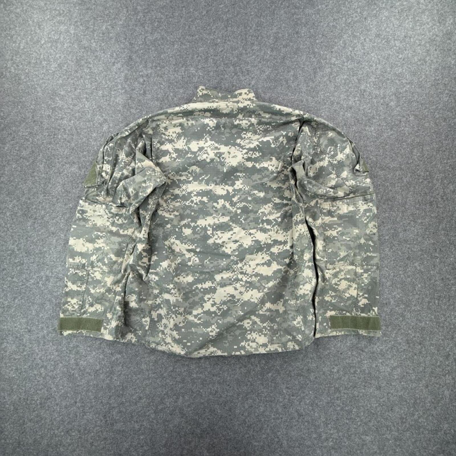 Khaki and green camo army jacket #camouflage