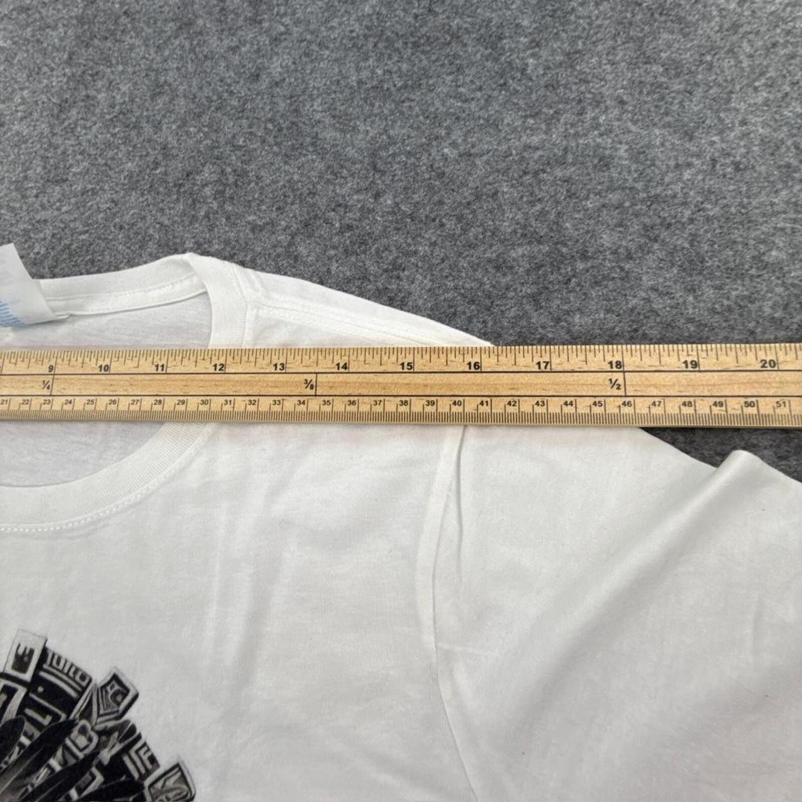 White graphic tee #y2k #grunge