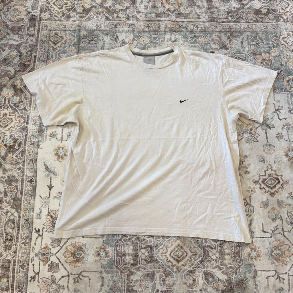 Nike White T-Shirt Size XXL