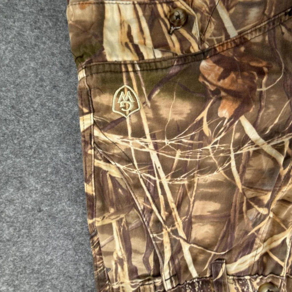 Realtree camo cargo pants with adjustable waist straps