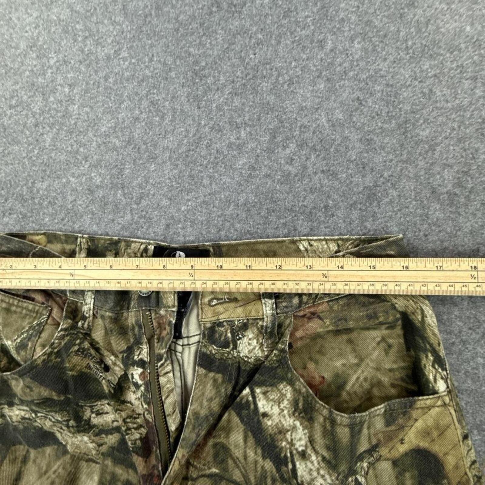 Mossy Oak camo pants with cargo pockets #camo