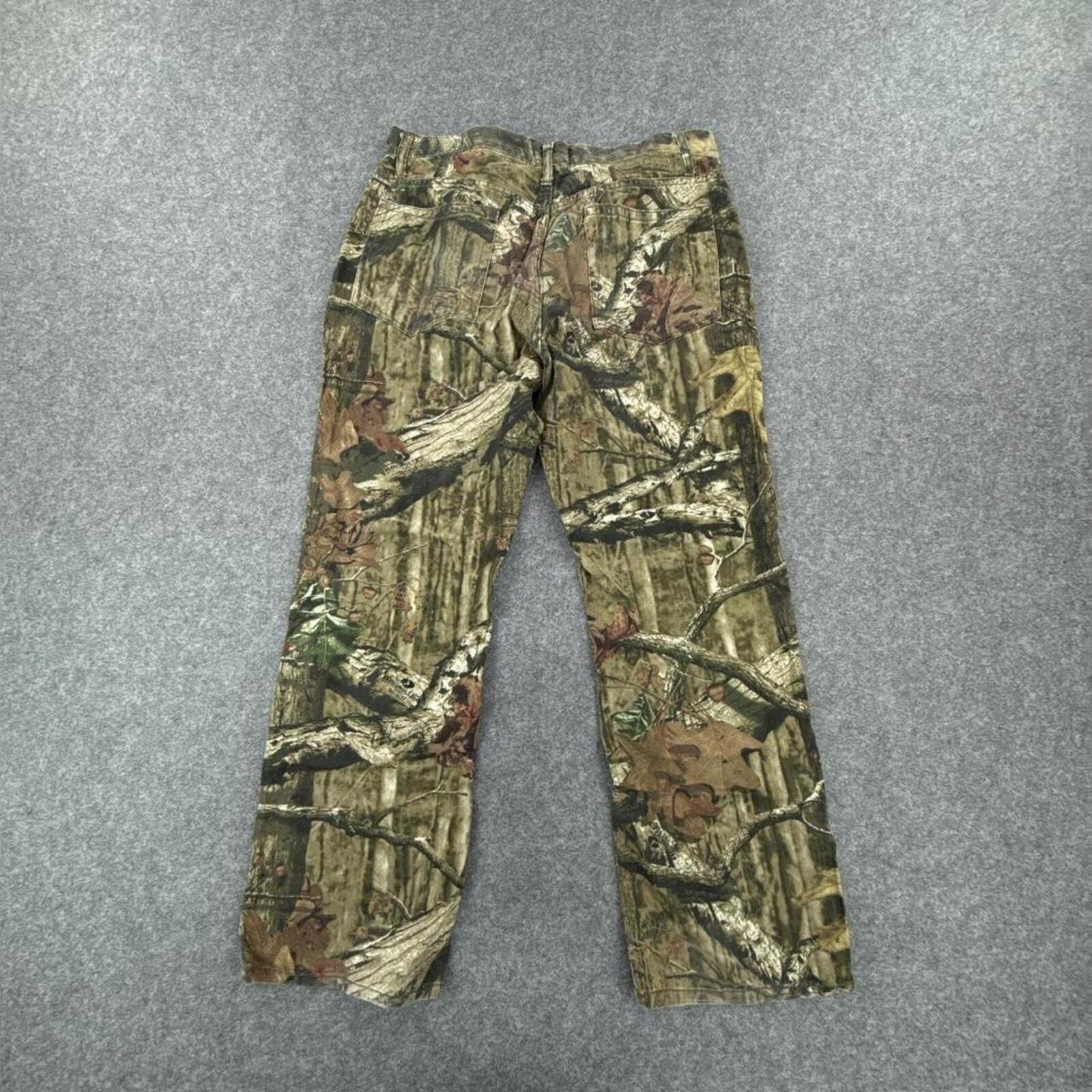 Mossy Oak camo pants with cargo pockets #camo