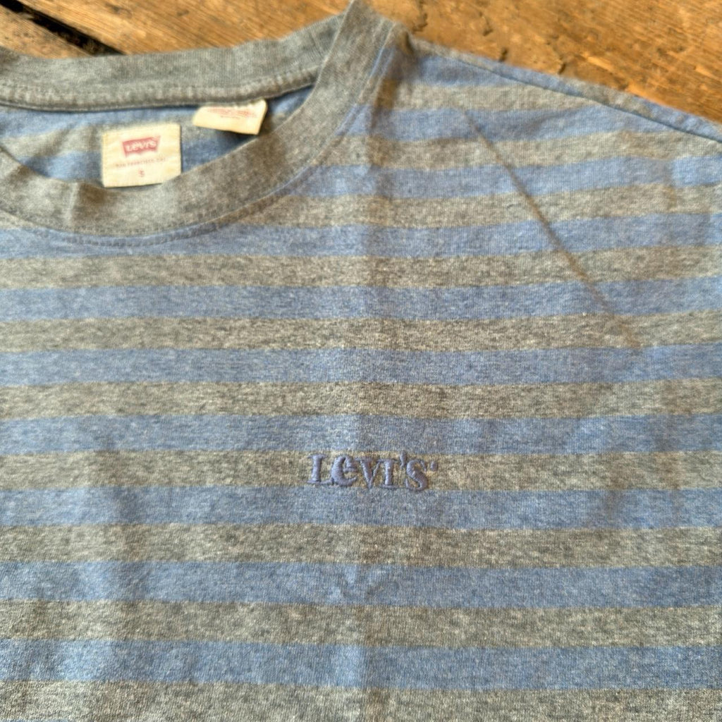 Levi's Vintage Blue and Gray Striped T-Shit Size S