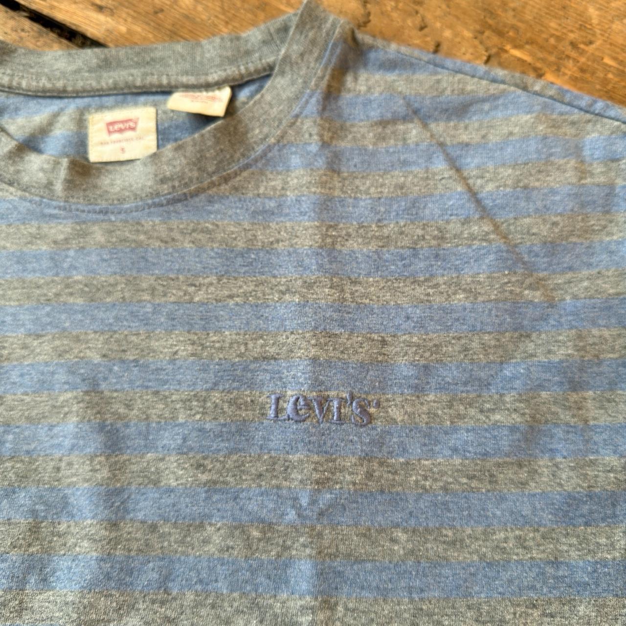 Levi's Vintage Blue and Gray Striped T-Shit Size S