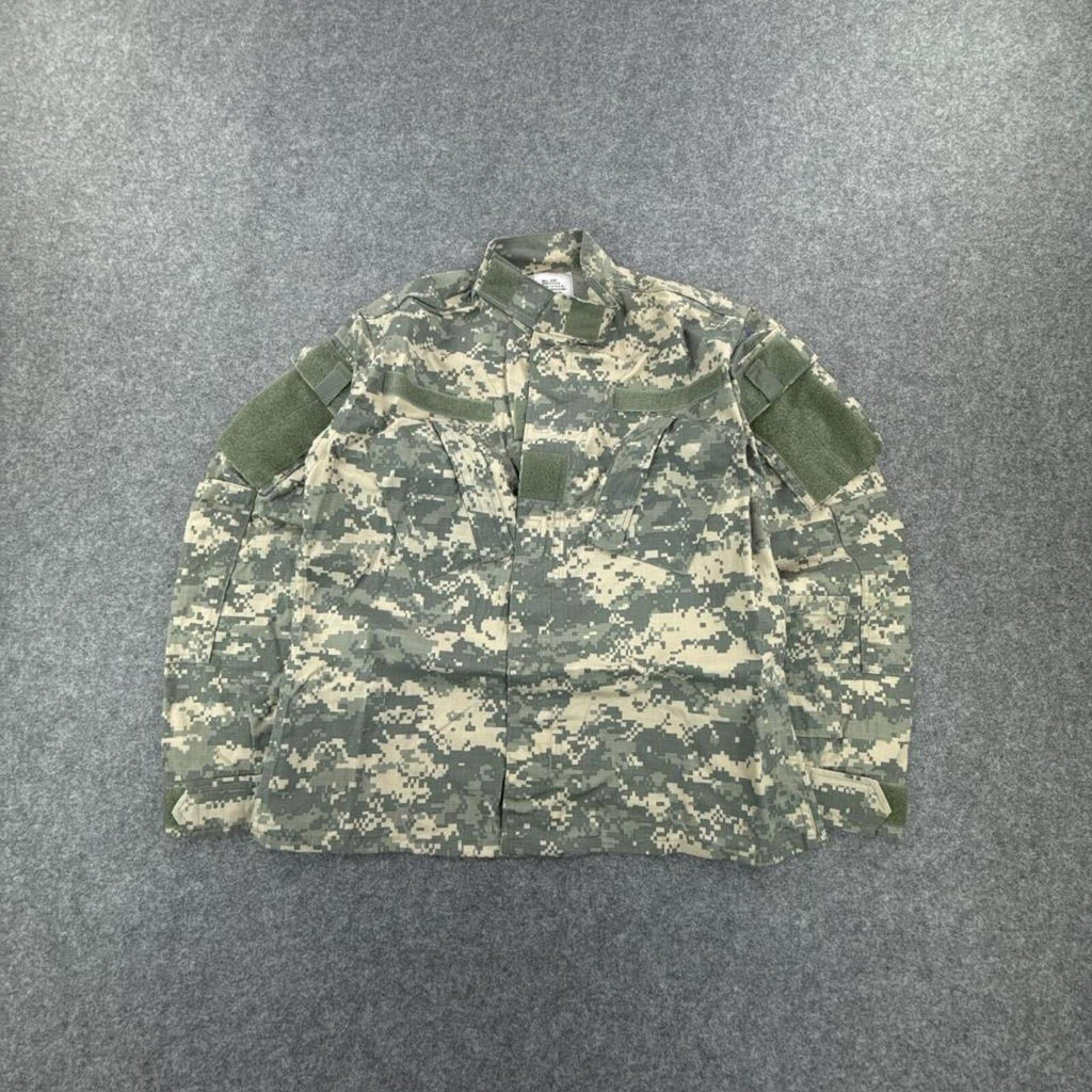 US military style camo jacket #militaryinspired