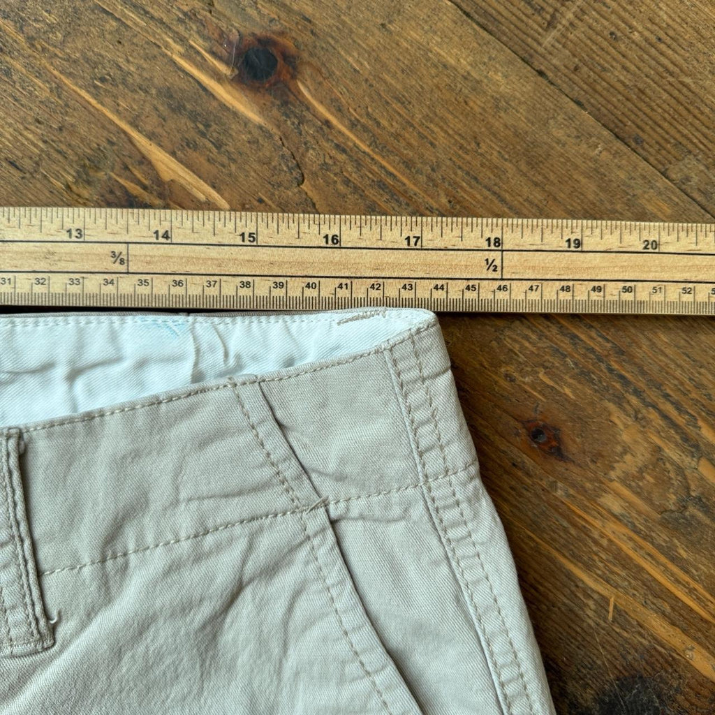 Old Navy Beige Cargo Shorts W36