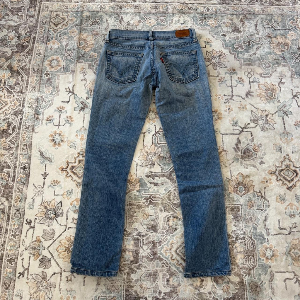Levi's Medium Wash Jeans W24