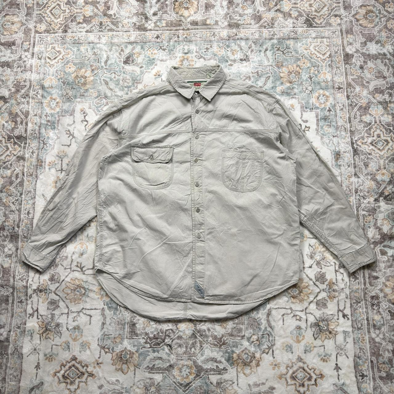 Levi's Light Gray Button-up Long-sleeved Shirt Size XL