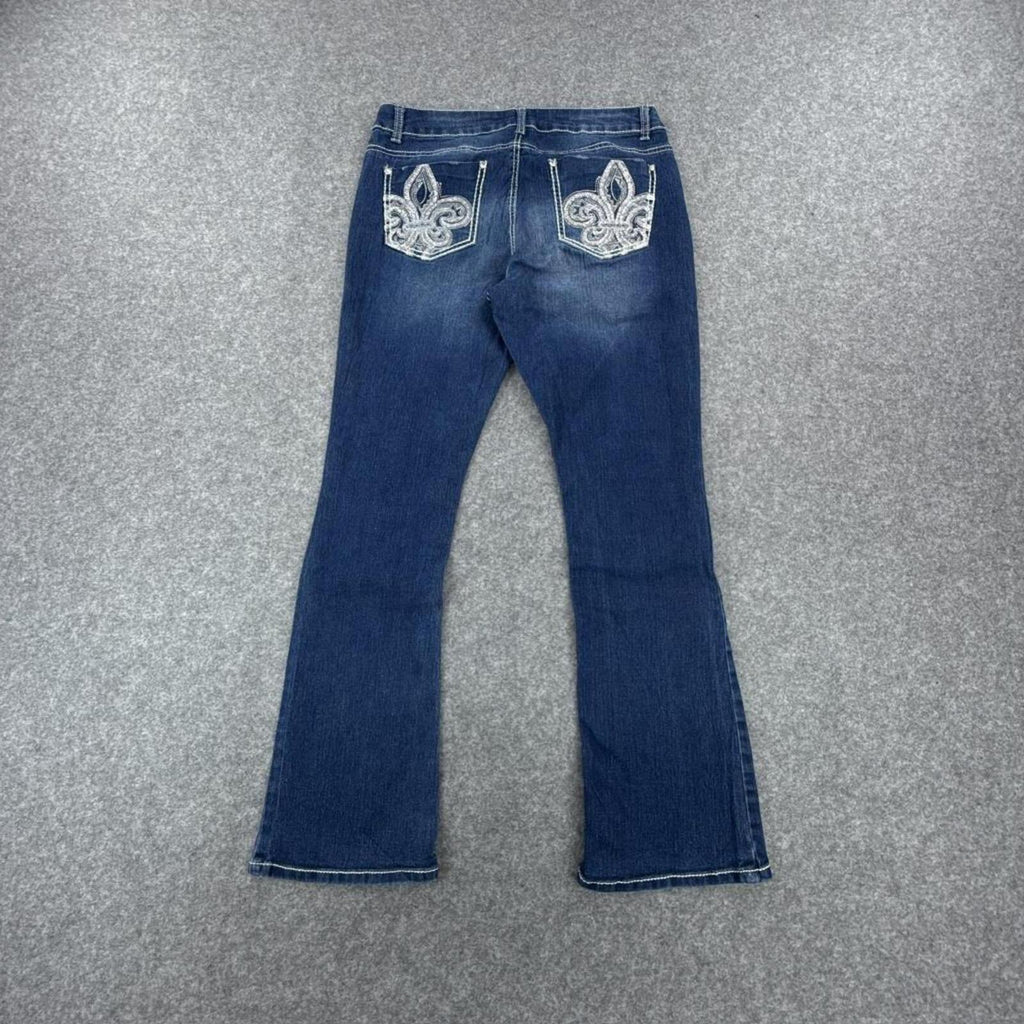Faded Glory Y2K low-waist bootcut jeans with silver embroidery back pockets