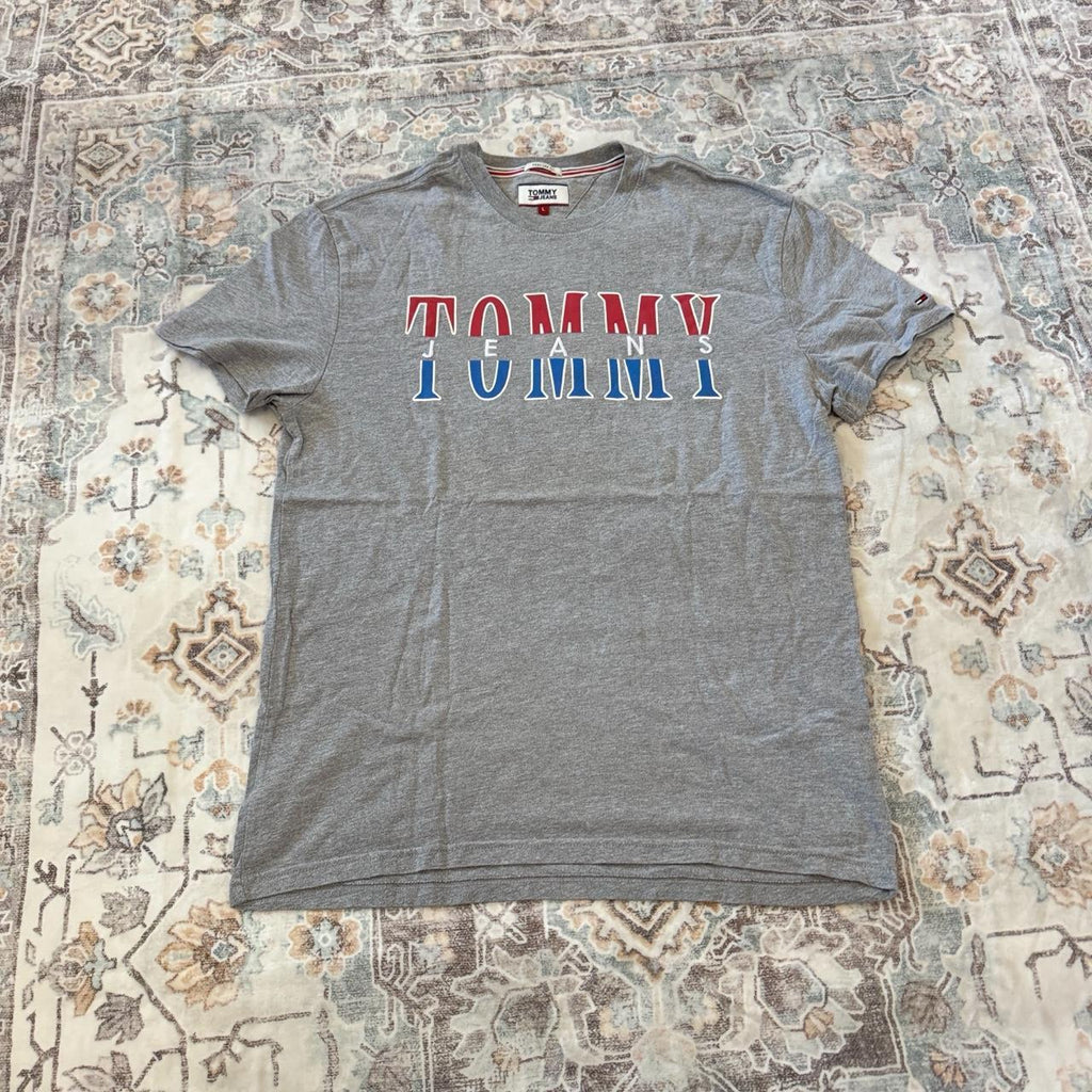 Tommy Hilfiger Gray T-Shirt Size L