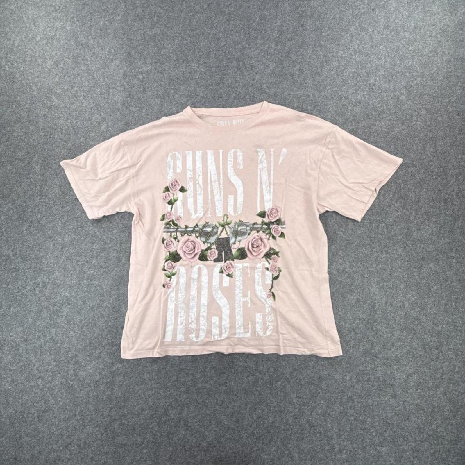 Guns N' Roses baby pink cotton tee #GunsNRoses #RockTee