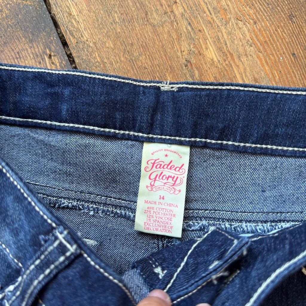 Faded Glory Women’s Y2K Skinny Jeans Dark Wash with Cross Design Size 14