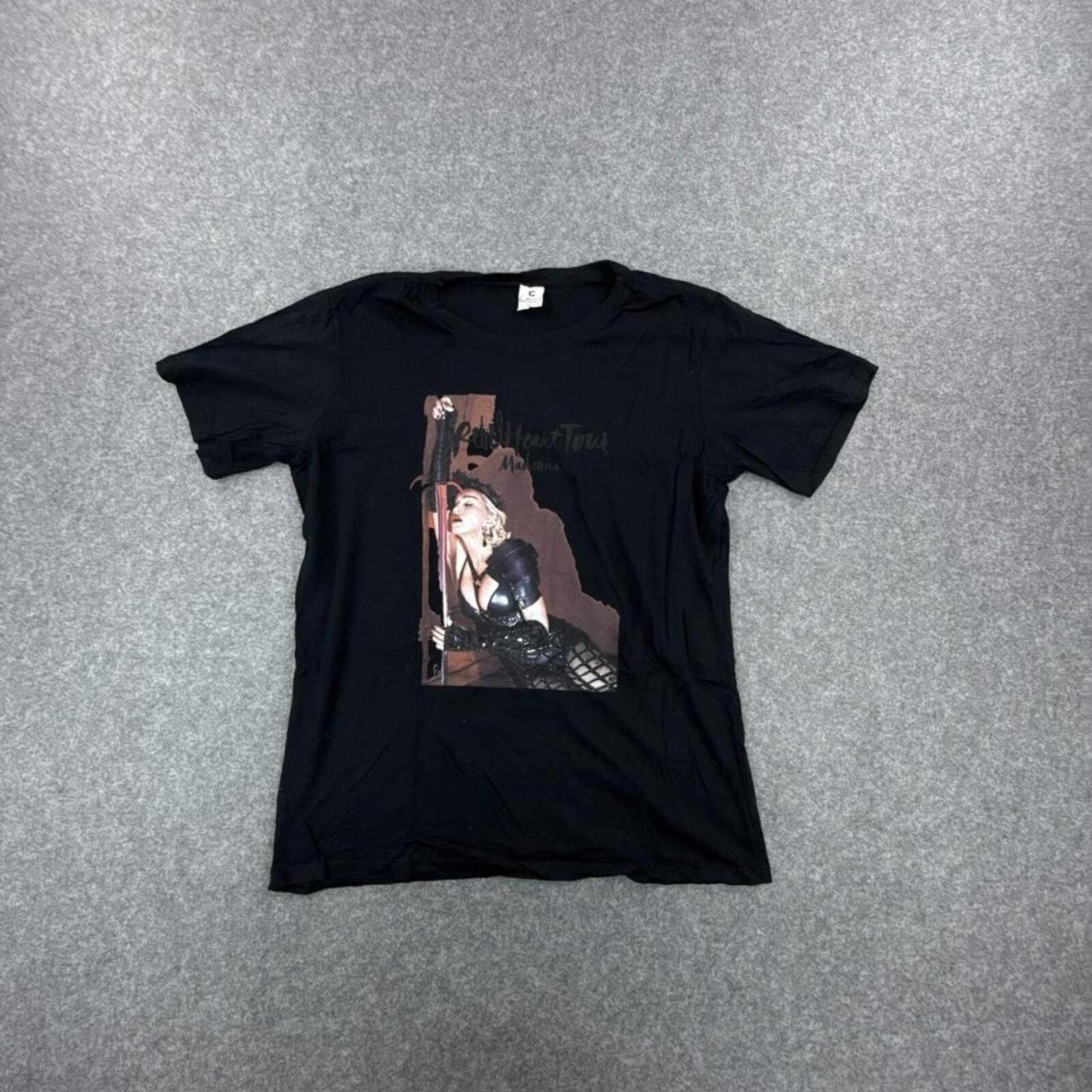 Black Madonna graphic tee