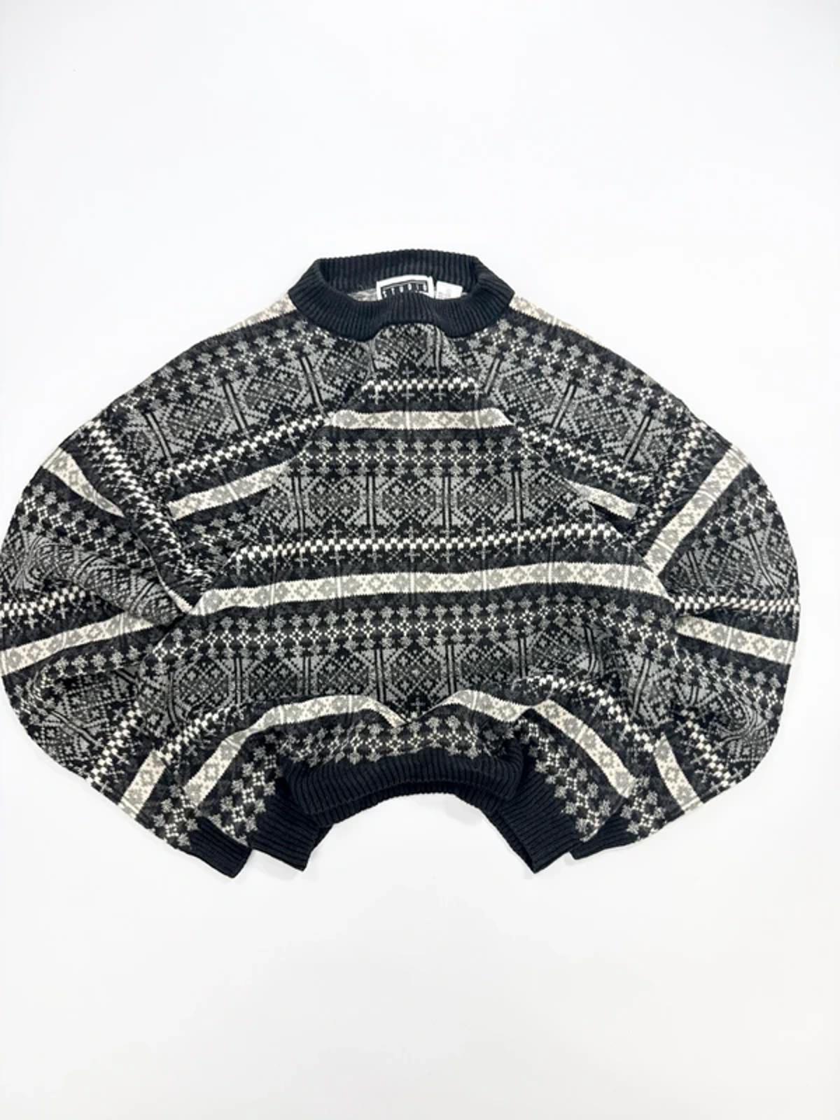 Studio Vintage Knit Sweater Black Grey Pattern